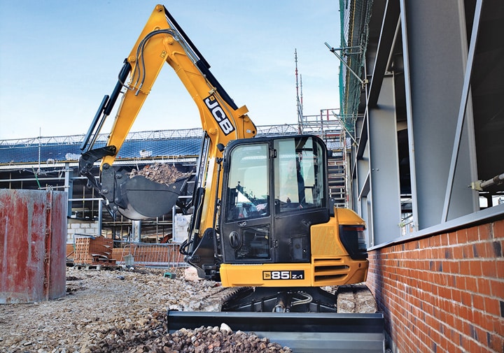 JCB Adds AgPro to Its North American Dealer Network