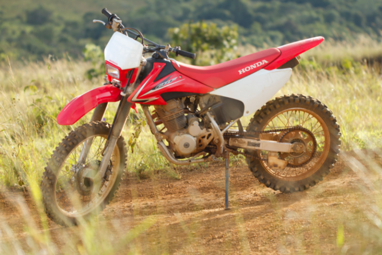 Honda anuncia fim da produção da CRF 230F
