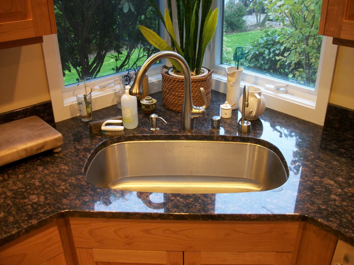 Choosing The Right Kitchen Sink Material Pros Vs. Cons Compare Factory