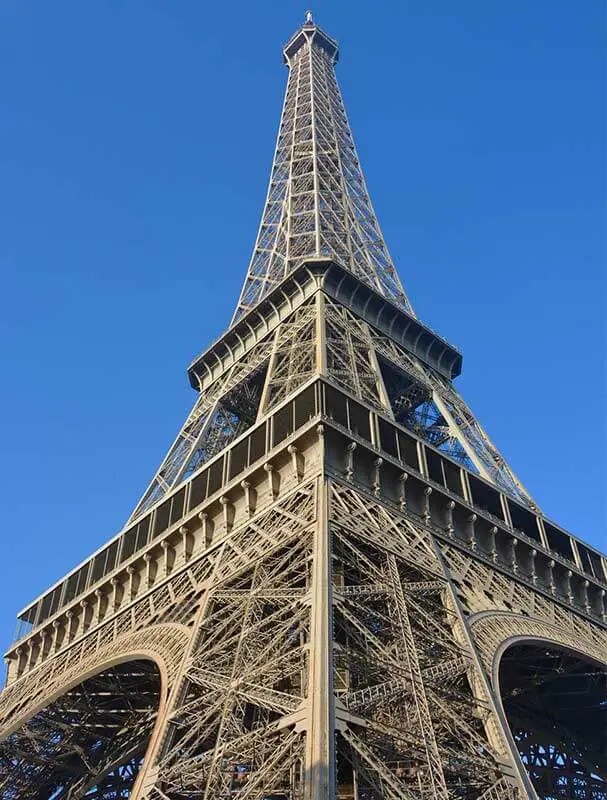 Eiffel Tower Height Comparison