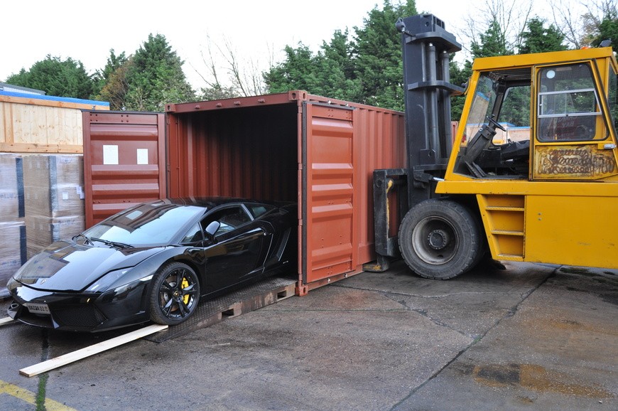 Best Container Auto Transport [2024 Guide] Compare Rates