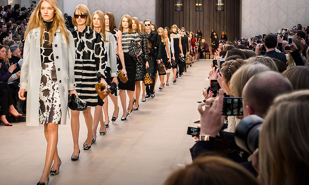 How the Changes in History Reflect on Fashion