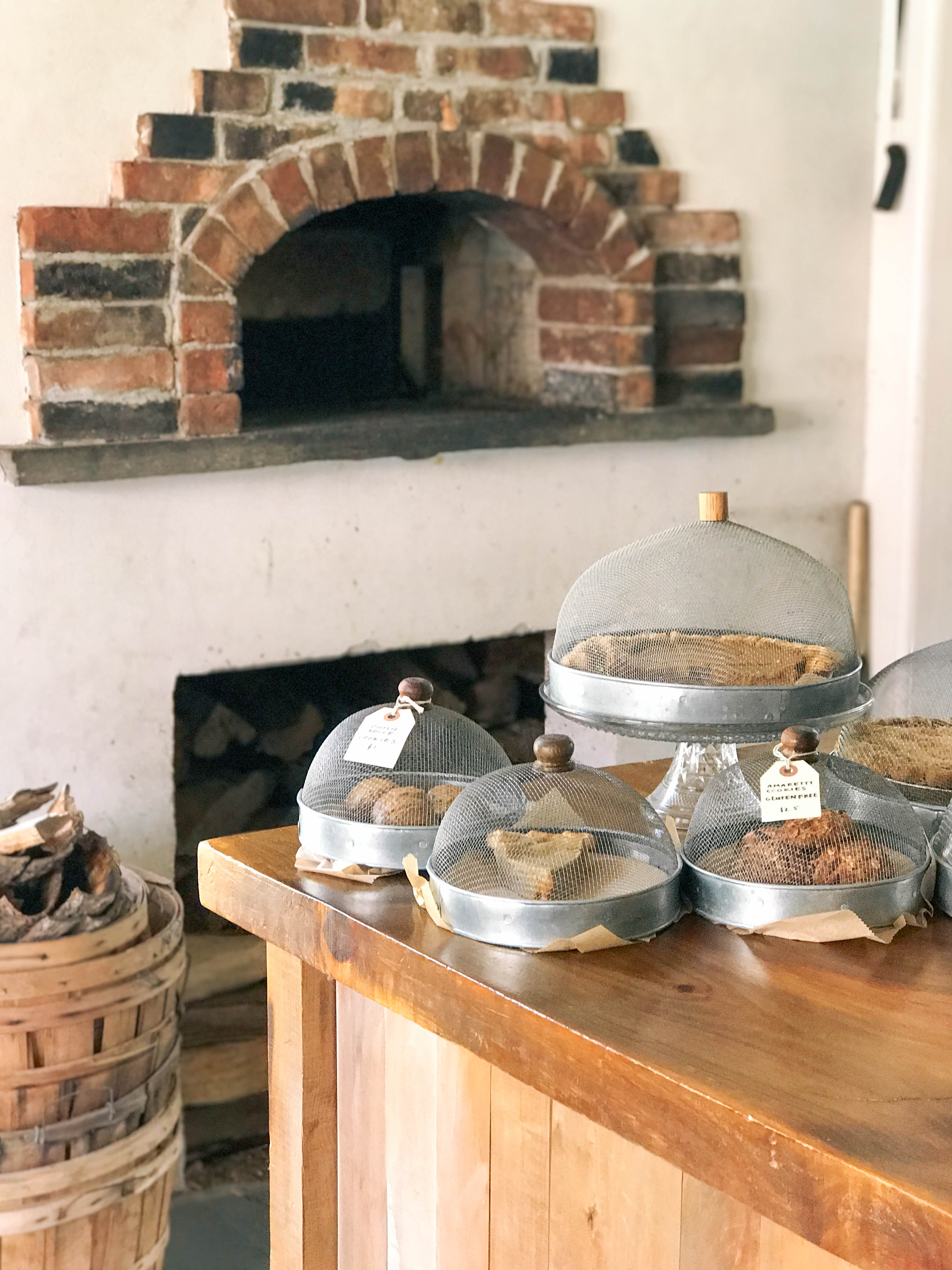 Table on TenBloomville, NY Compass + Twine