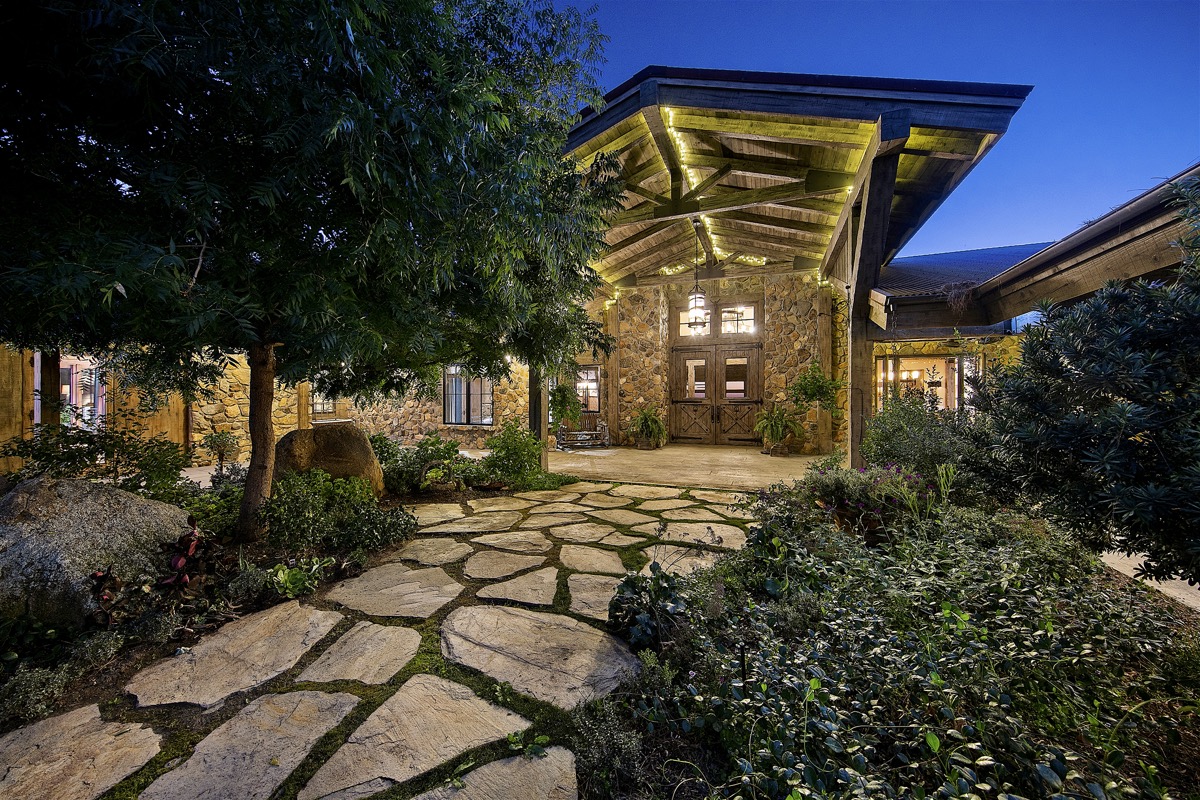 Black Canyon Ranch A masterpiece in Santa Ysabel California Real