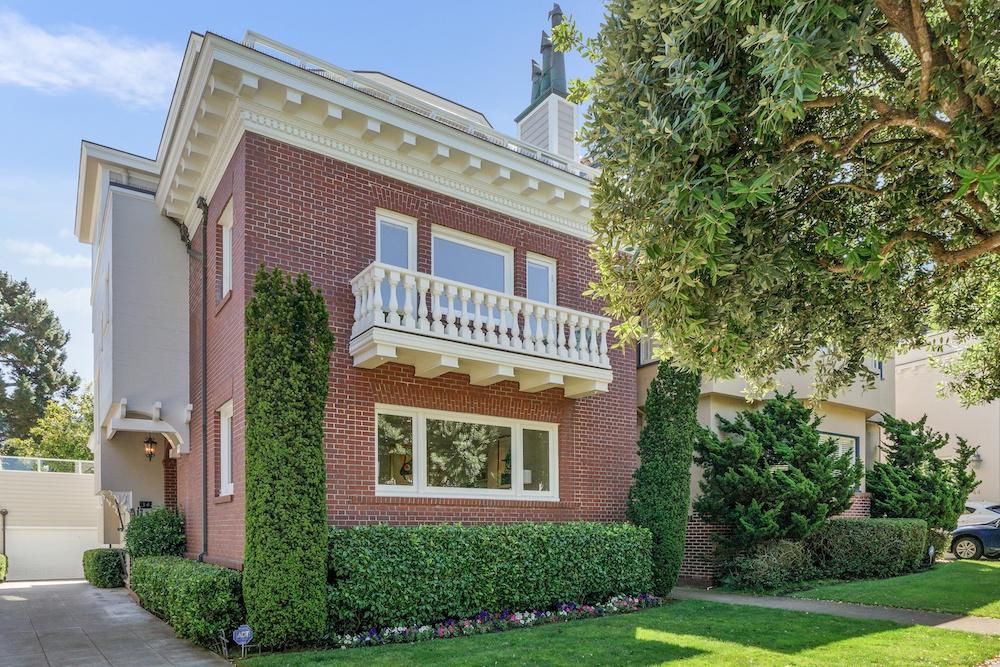 Home of the Week Grand Sea Cliff With Golden Gate, Marin Views California Real