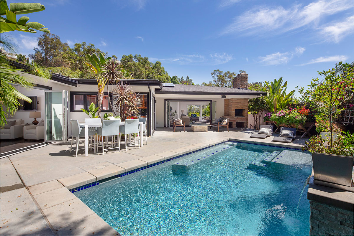 Timeless MidCentury view home just above the Strip California Real