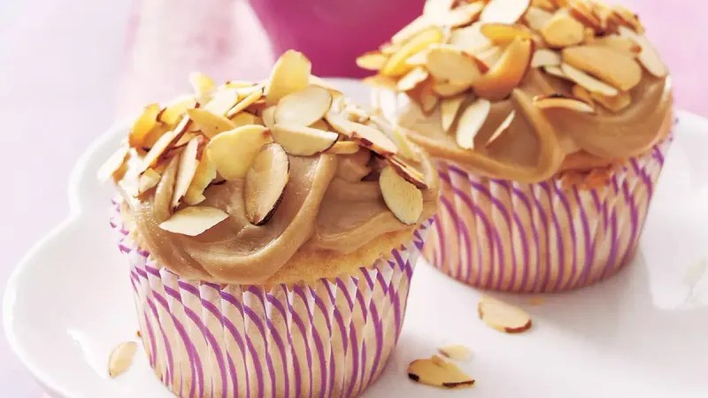 Toasted Almond Cupcakes