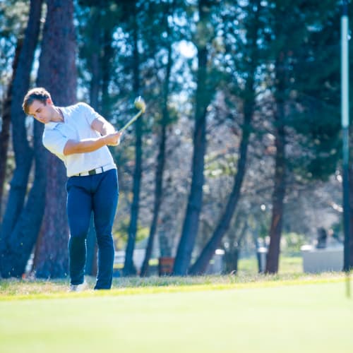 How To Hit A Pitching Wedge The Right Way Complete Golf Store