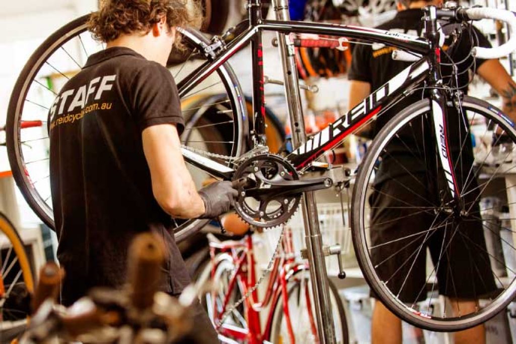 How Much Does It Cost to Ship a Bike? Complete Tri