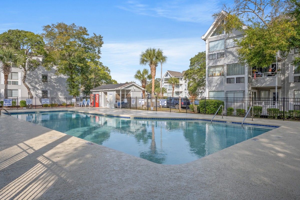 ARCADIAN DUNES Shore Drive 3rd Row and Back Elliott Beach Rentals