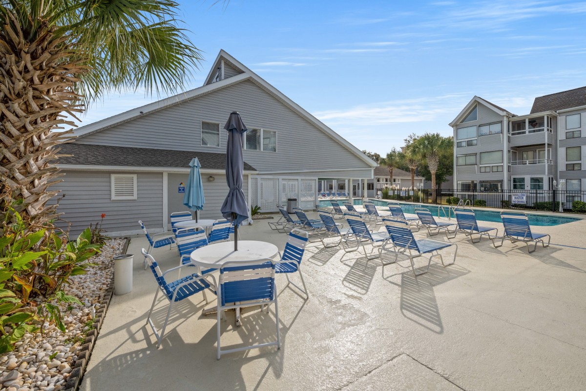 ARCADIAN DUNES Shore Drive 3rd Row and Back Myrtle Beach Vacation