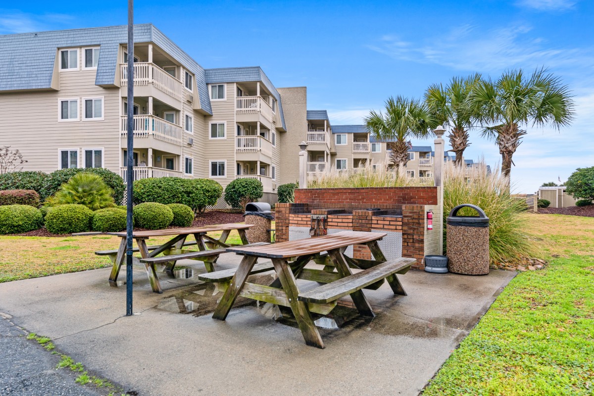 A Place at the Beach IV Shore Drive Oceanfront Vacation Condos