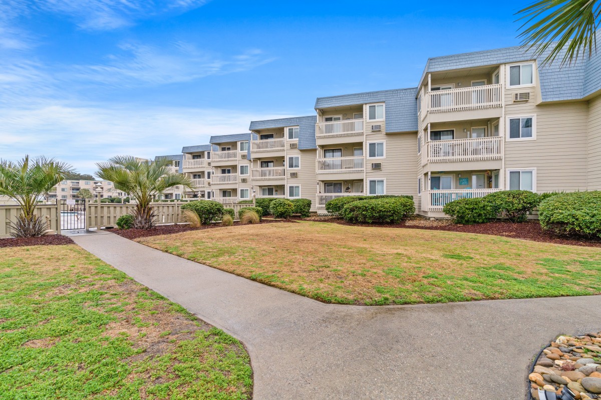 A Place at the Beach IV Shore Drive Oceanfront Vacation Condos