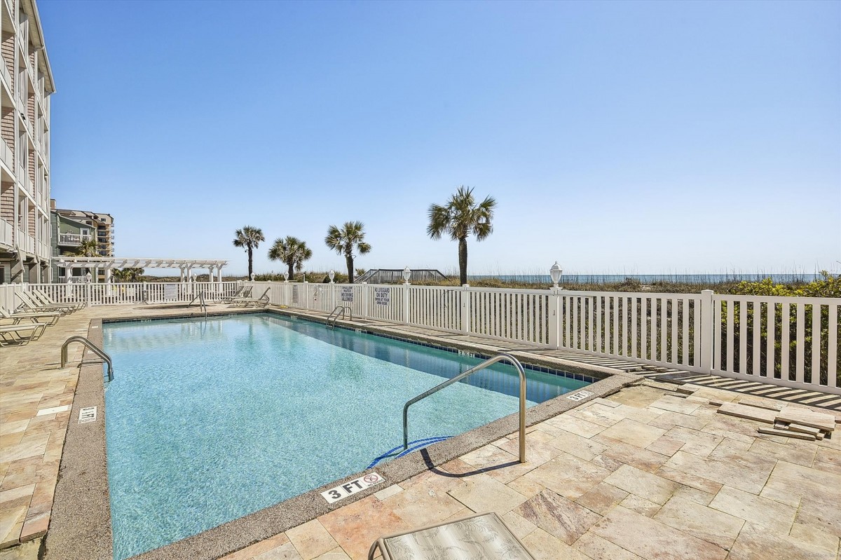 Atlantis Villas Ocean Drive Oceanfront Vacation Condos Elliott