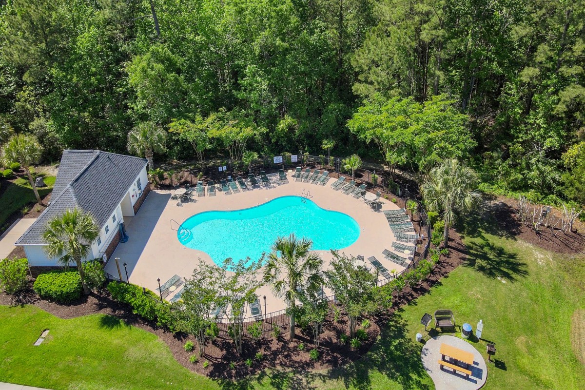 BAREFOOT ARBOR TRACE North Myrtle Beach Vacations Rental Condo