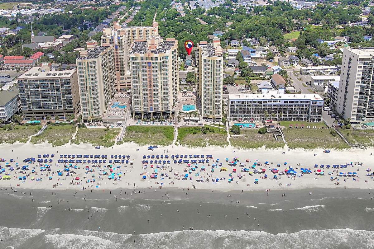 JUST BEACHY Ocean Drive 3rd Row and Back Myrtle Beach Vacation Rentals