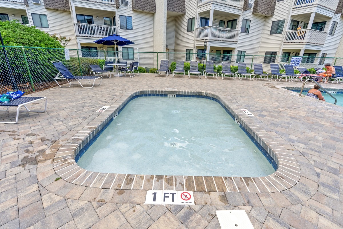 OCEAN FOREST VILLAS Myrtle Beach Ocean Front Elliott Beach Rentals