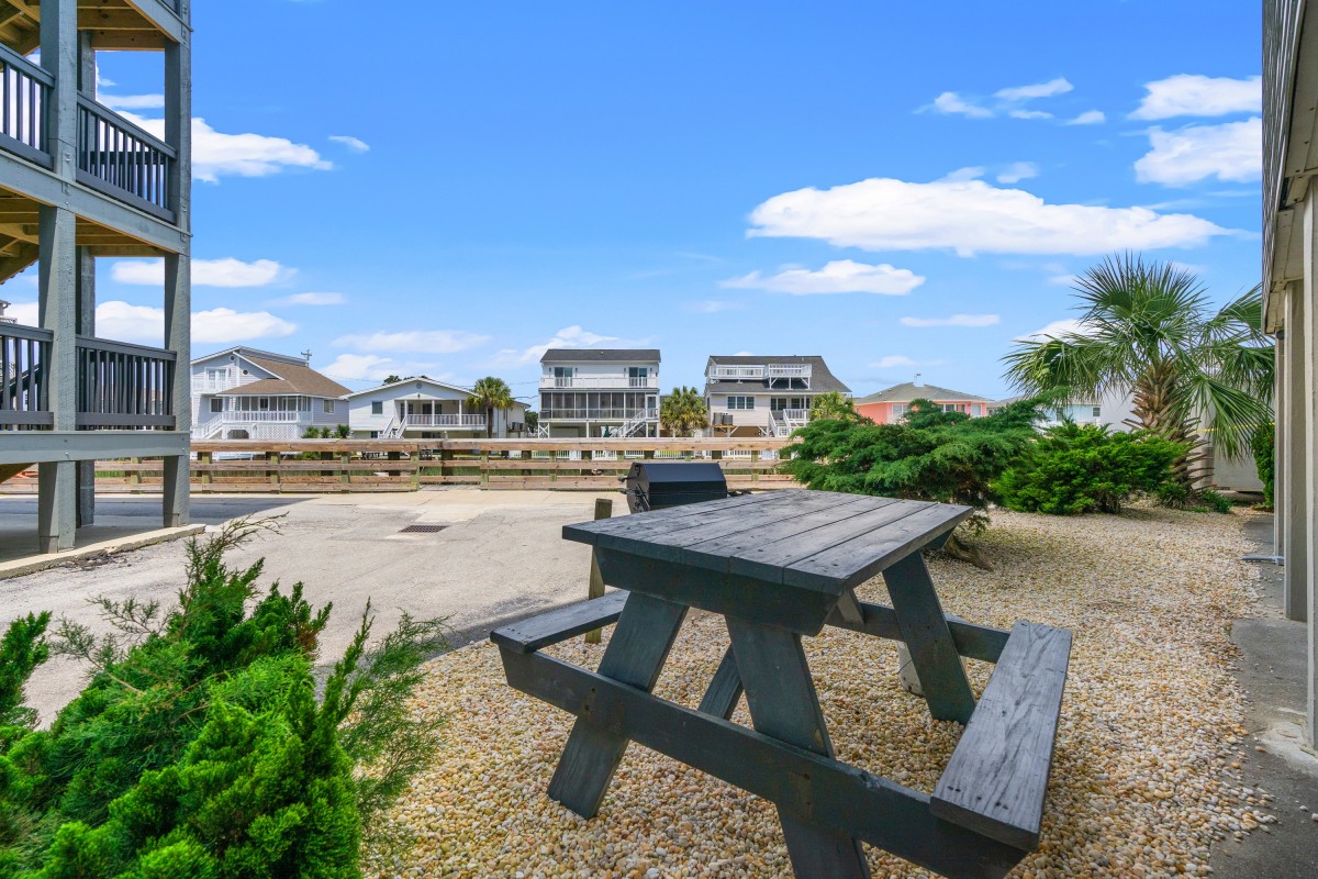 SEA CABIN Cherry Grove Ocean Front Elliott Beach Rentals