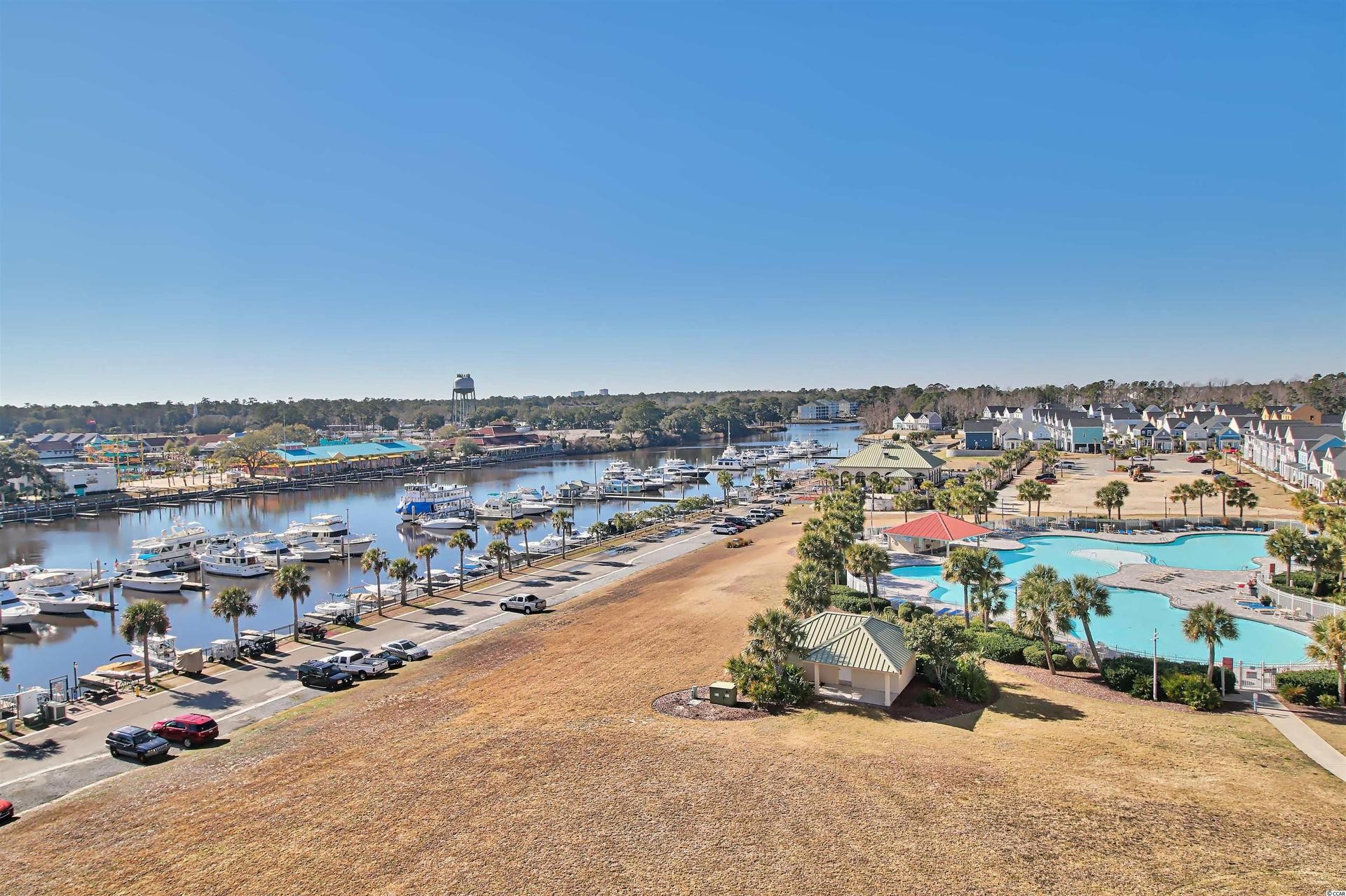 BAREFOOT RESORT YACHT CLUB Windy Hill 3rd Row and Back Elliott