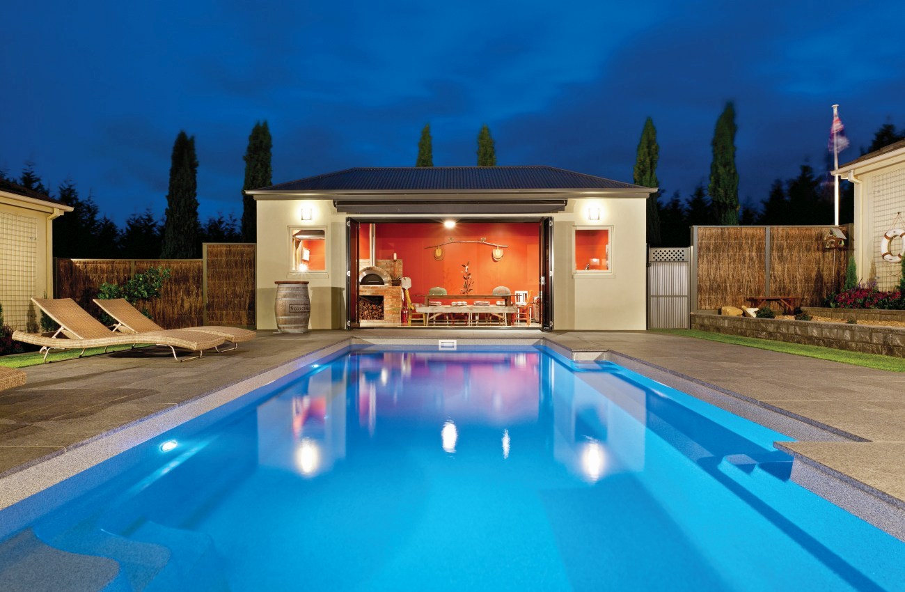 Vogue Pool Series Complex Pools