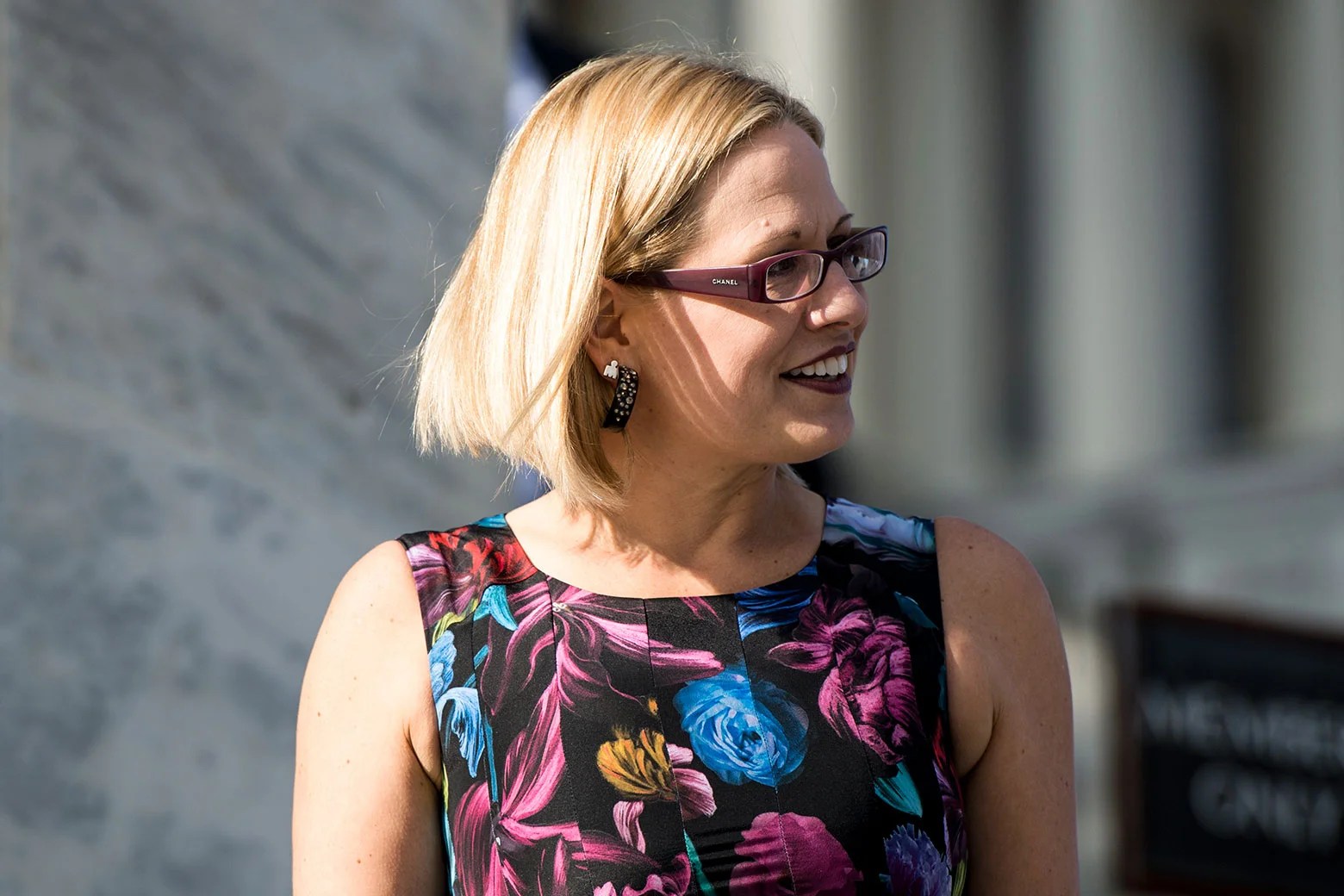Banteng Kabar Kyrsten Sinema Is Not Just a Funky Dresser. She’s a