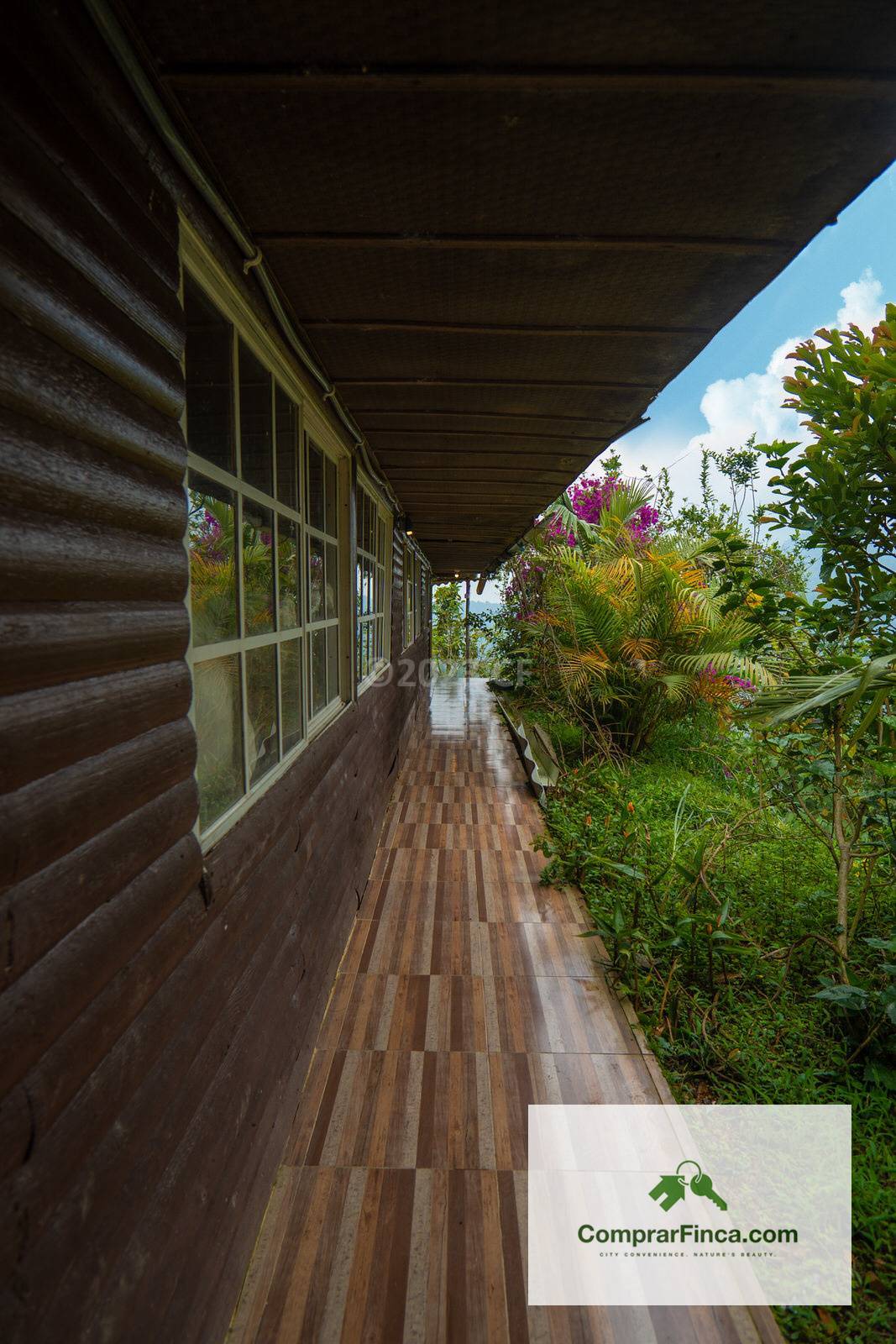 Colombia houses for sale Amazing estate 2 Houses & more!