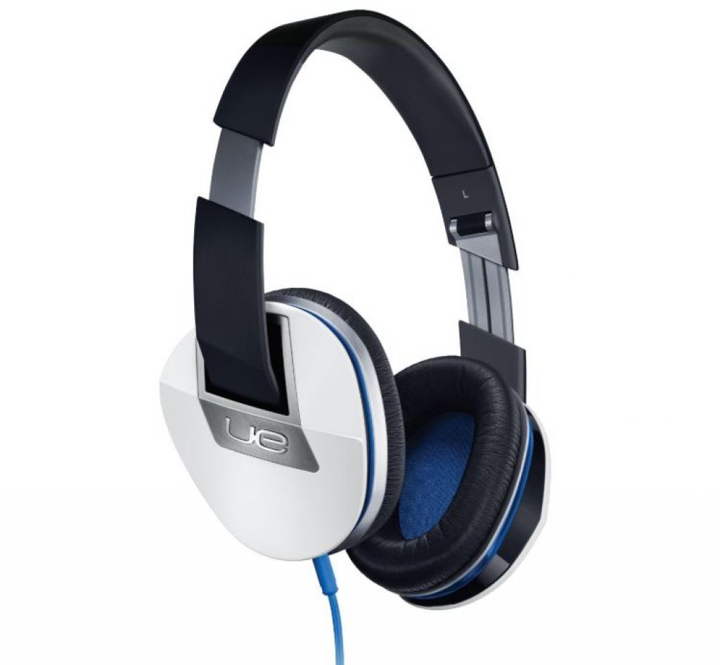 The Best Headphones Under 200 In 2020 Compsmag