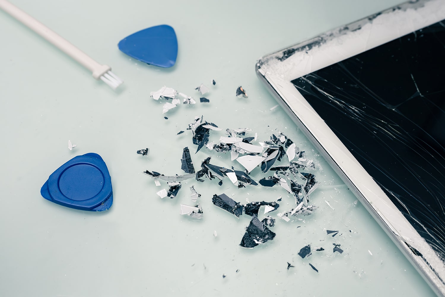 iPad Screen Repair - How To Do It Yourself | Computer Cave | Computer Cave