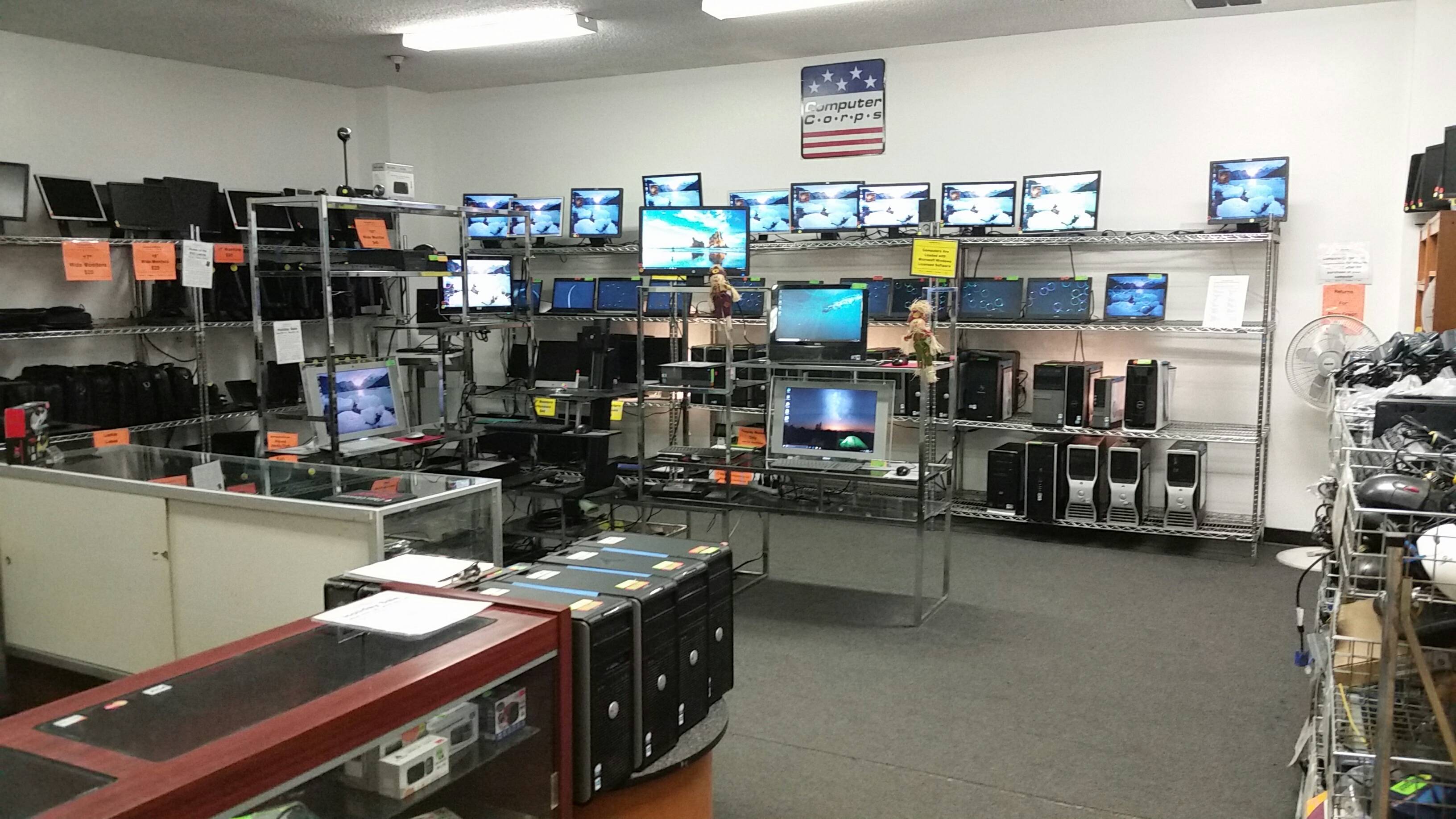 Outlet Store ComputerCorps