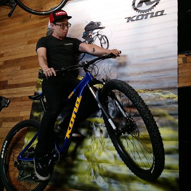 kona bicycles Comrade Cycles 1908 W. Chicago Ave 60622 7732922522