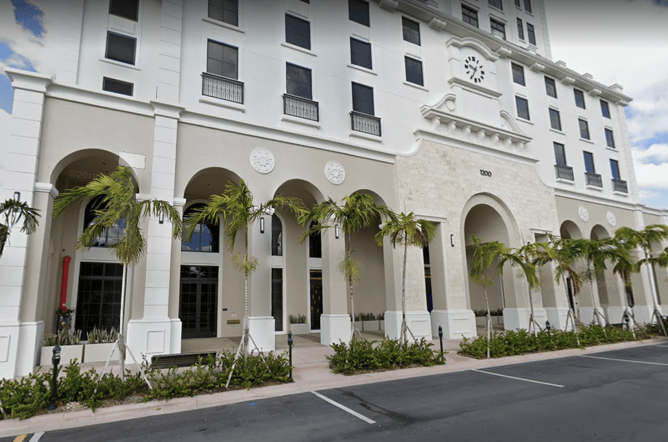 More and More Companies Are Choosing Coral Gables ComReal