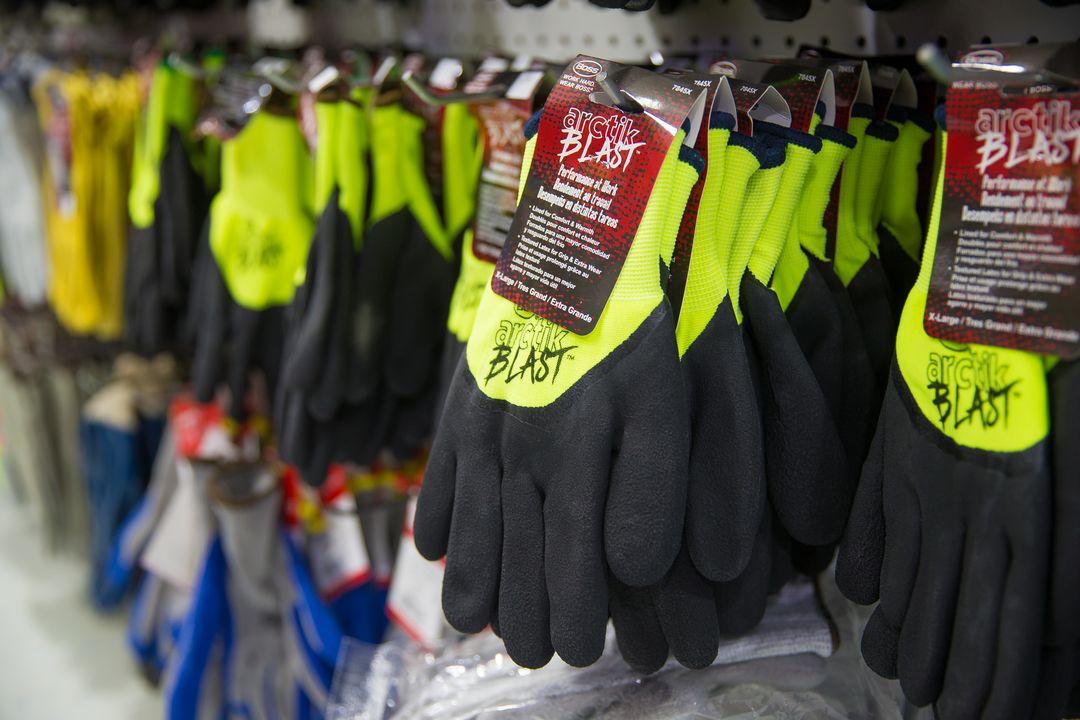 Showroom M6 Concrete Accessories