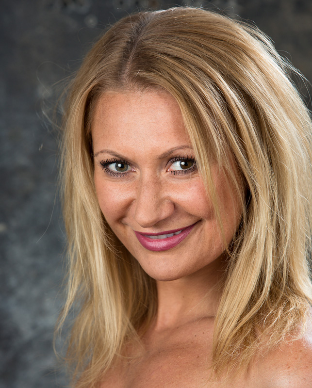 Angelika NIEDETZKY CONACTOR