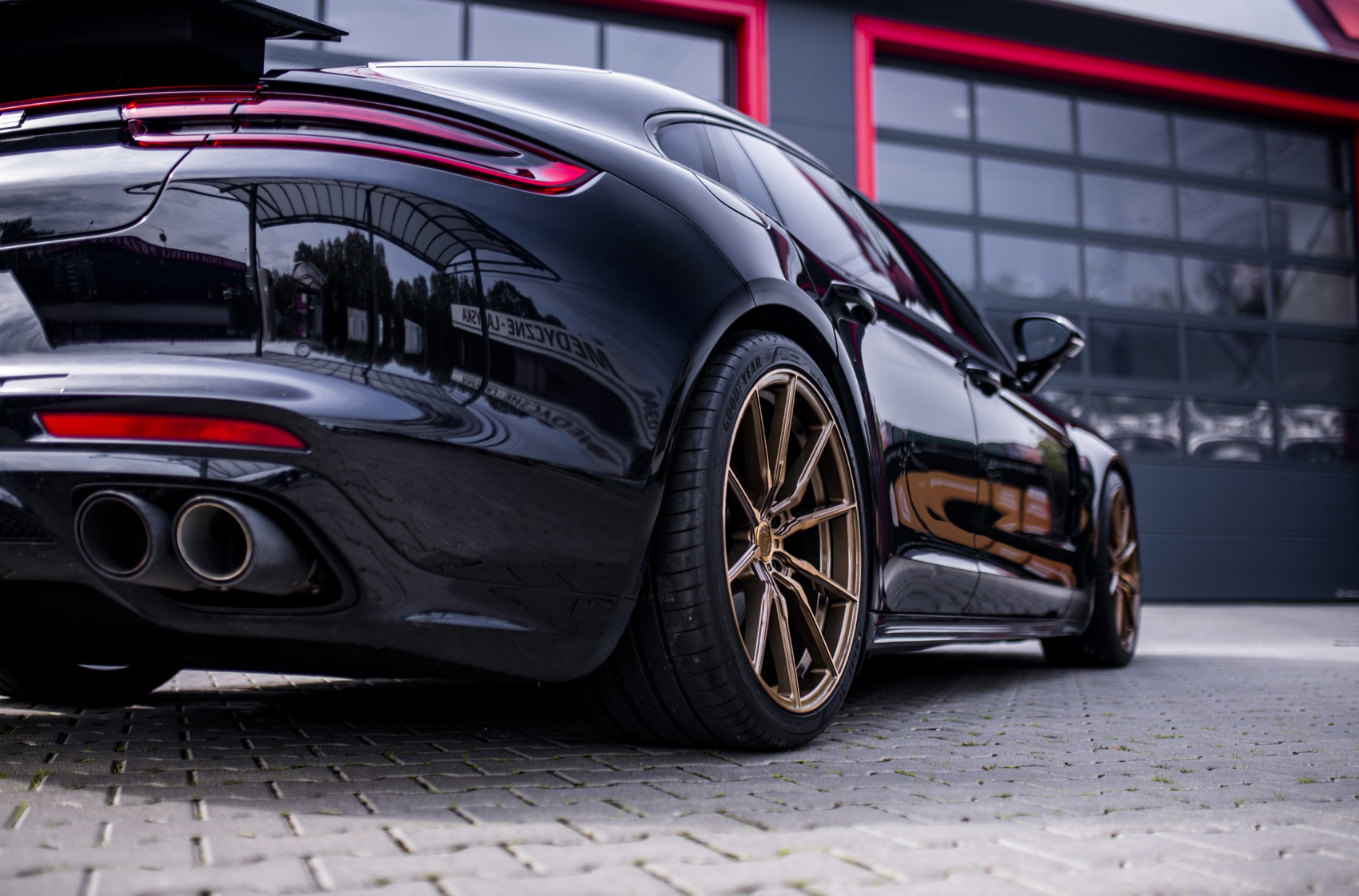 Porsche Panamera Wheels Gallery