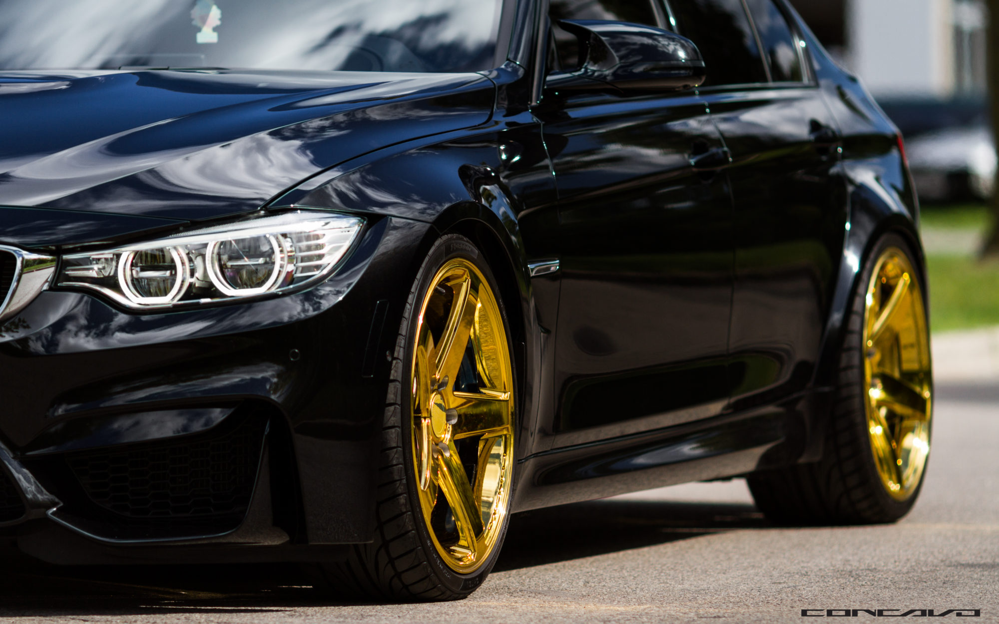 BMW M3 on 20″ Dubai Gold CW5 Concavo Wheels