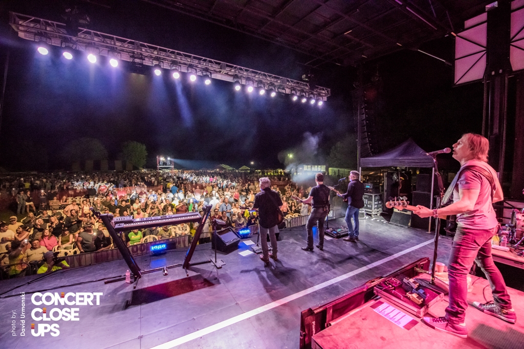 LONESTAR Freedom Country Fest Freedom, WI