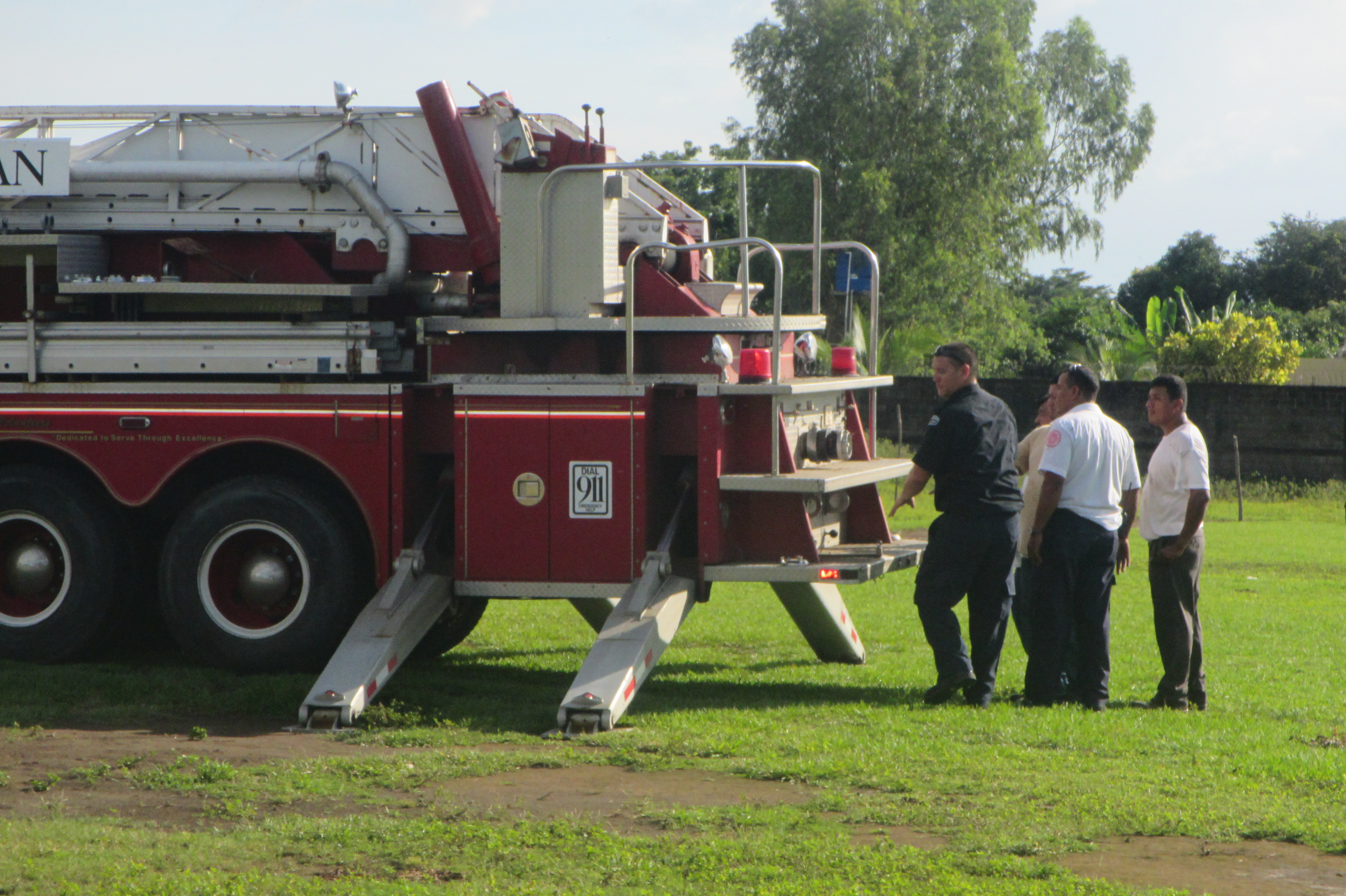 Operation Nicaragua RLCF Joins Kamloops Fire Fighters in
