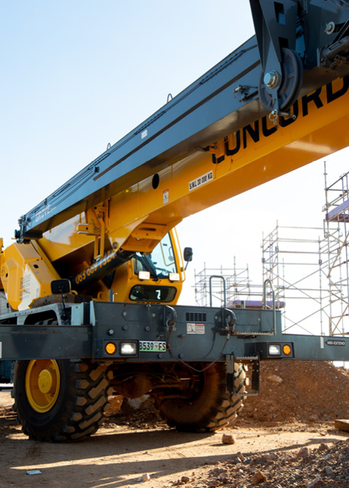 How Truck Cranes Differ From Traditional Cranes? Concord Cranes