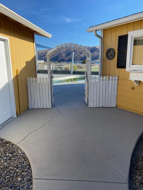 Classic Texture Pool Deck in Mattawa, WA Concrete