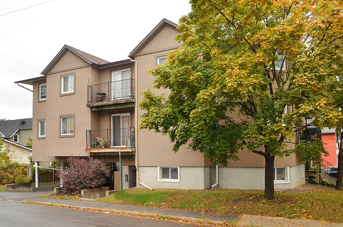 Hintonburg Condo Curious