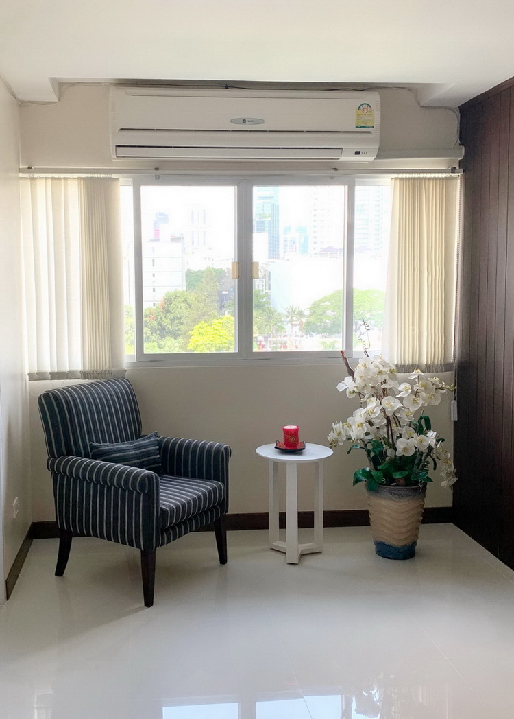 Large Apartment Rent Ekkamai REMAX Bangkok