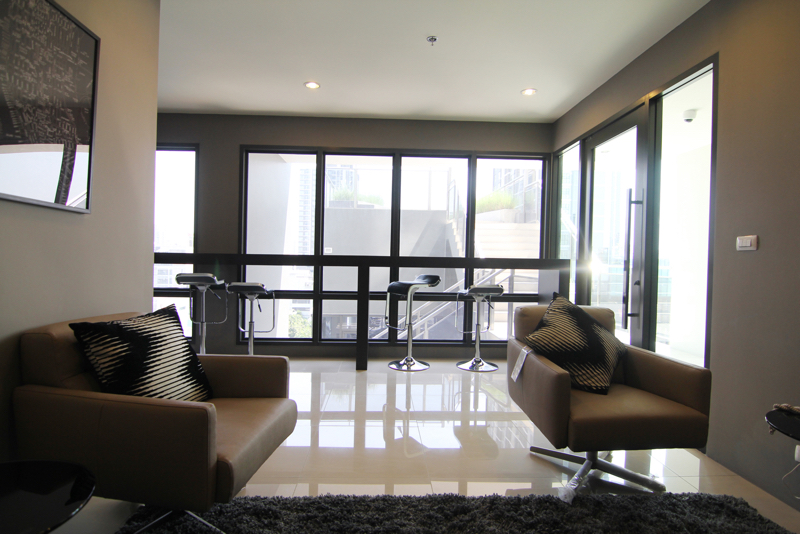 Rhythm Asoke Condo Near Rama 9 MRT REMAX Bangkok