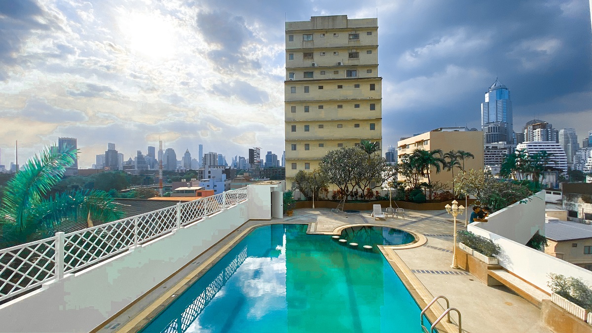 Crystal Garden Bangkok Condo Soi Nana REMAX Nana