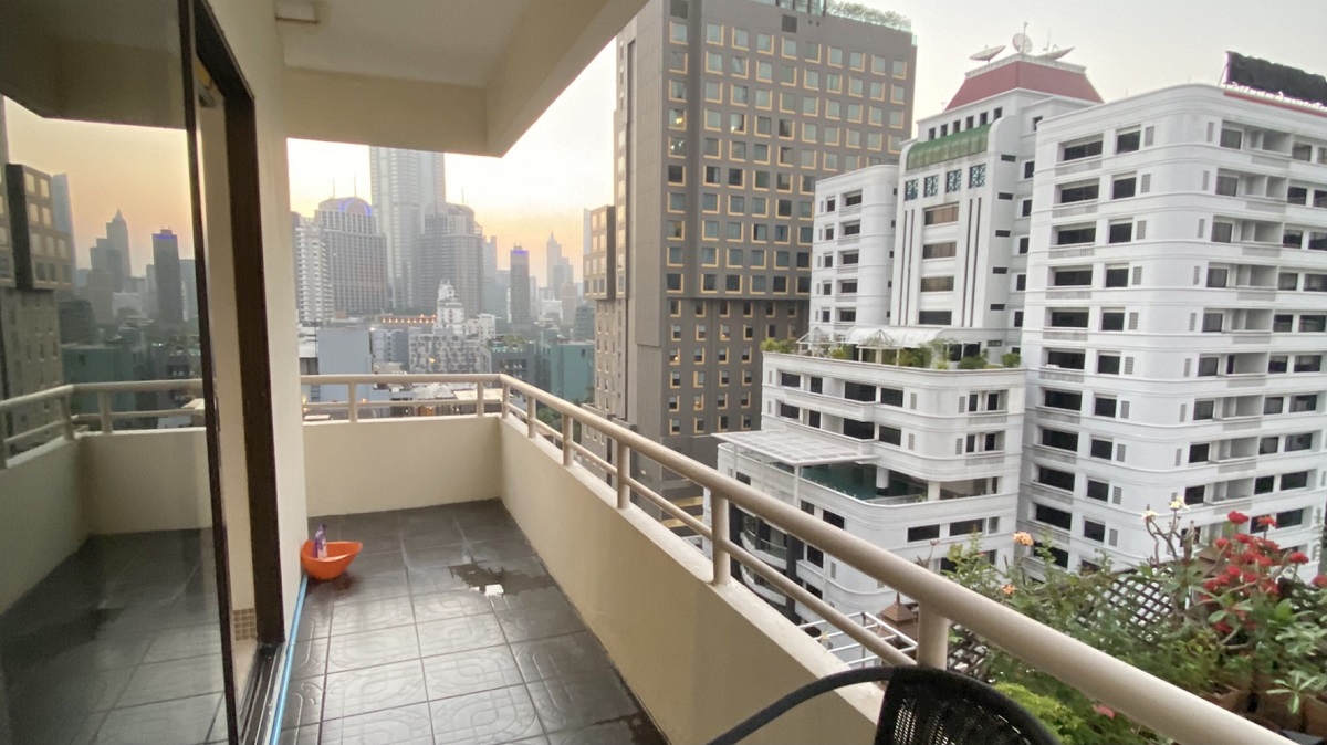 Cheapest 3Bedroom Condo Bangkok CBD MidFloor REMAX Bangkok