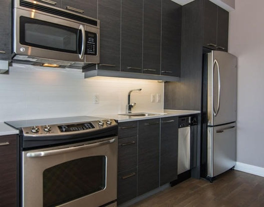 Condo Reviews for 2 Gladstone, Toronto