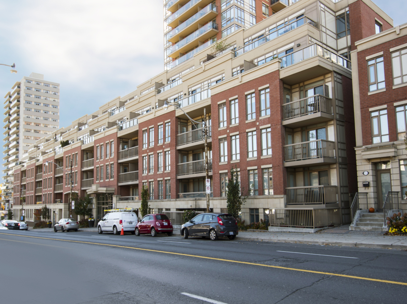 Condo Reviews for 900 Mount Pleasant, Toronto