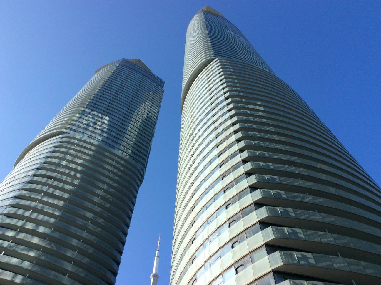 Condo Reviews for Ice Condos, Toronto