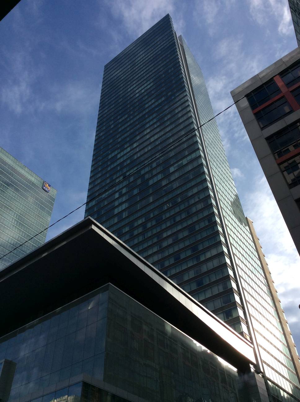 Condo Reviews for Ritz Carlton Condos, Toronto