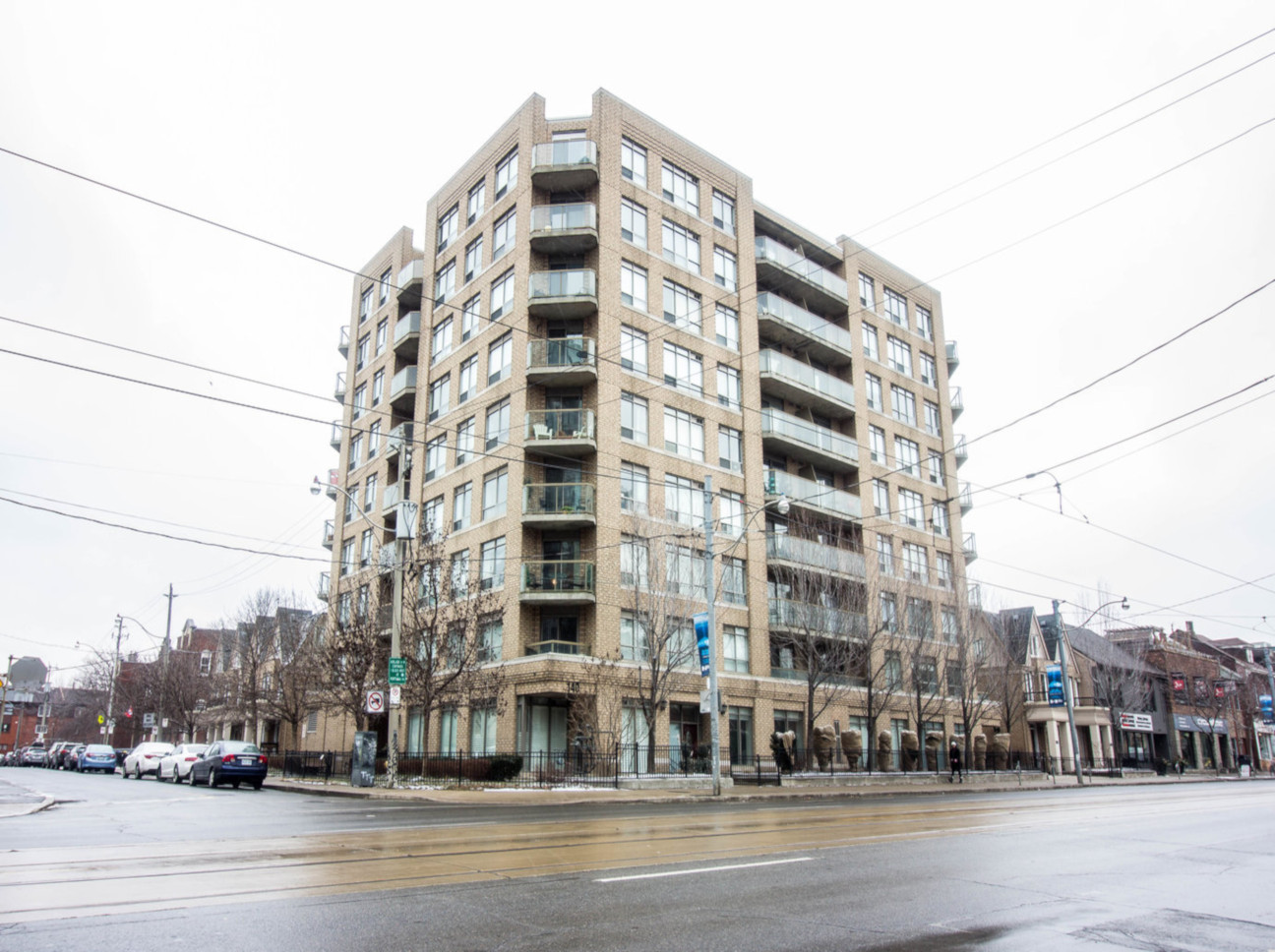 Condo Reviews for Adelaide Square Condos, Toronto