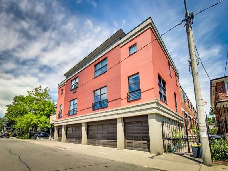 Condo Reviews for Button Factory Lofts, Toronto neighbourhood